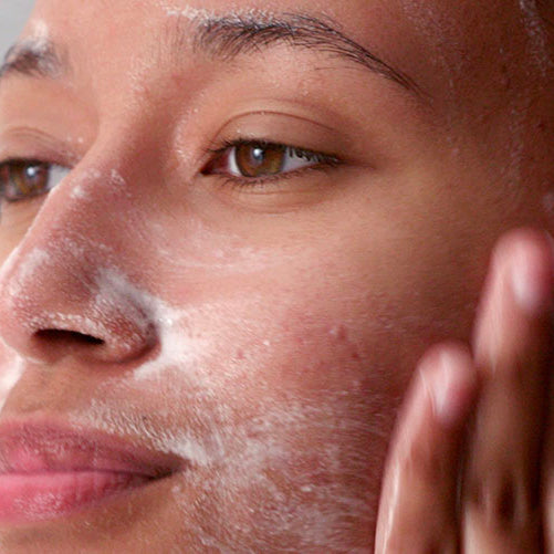 Why Do You Need To Add Salicylic Acid To Your Skincare Regime?