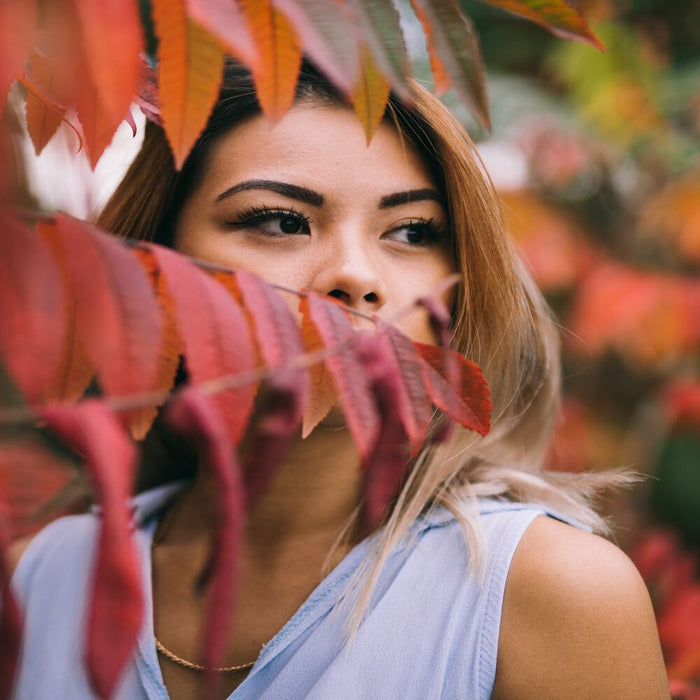 Glow into Autumn: Your Essential Guide to a Perfect Fall Skincare Routine
