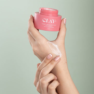 Vanity Wagon | Buy ClayCo Tsubaki + Matcha Moisturiser with Vitamin C For Oil And Sensitive Skin