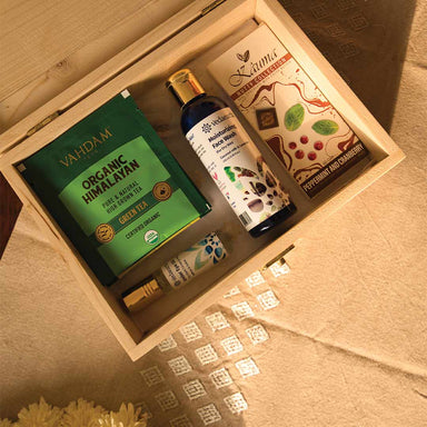 Vanity Wagon | Buy Vedaearth Essentials for him Gift Box